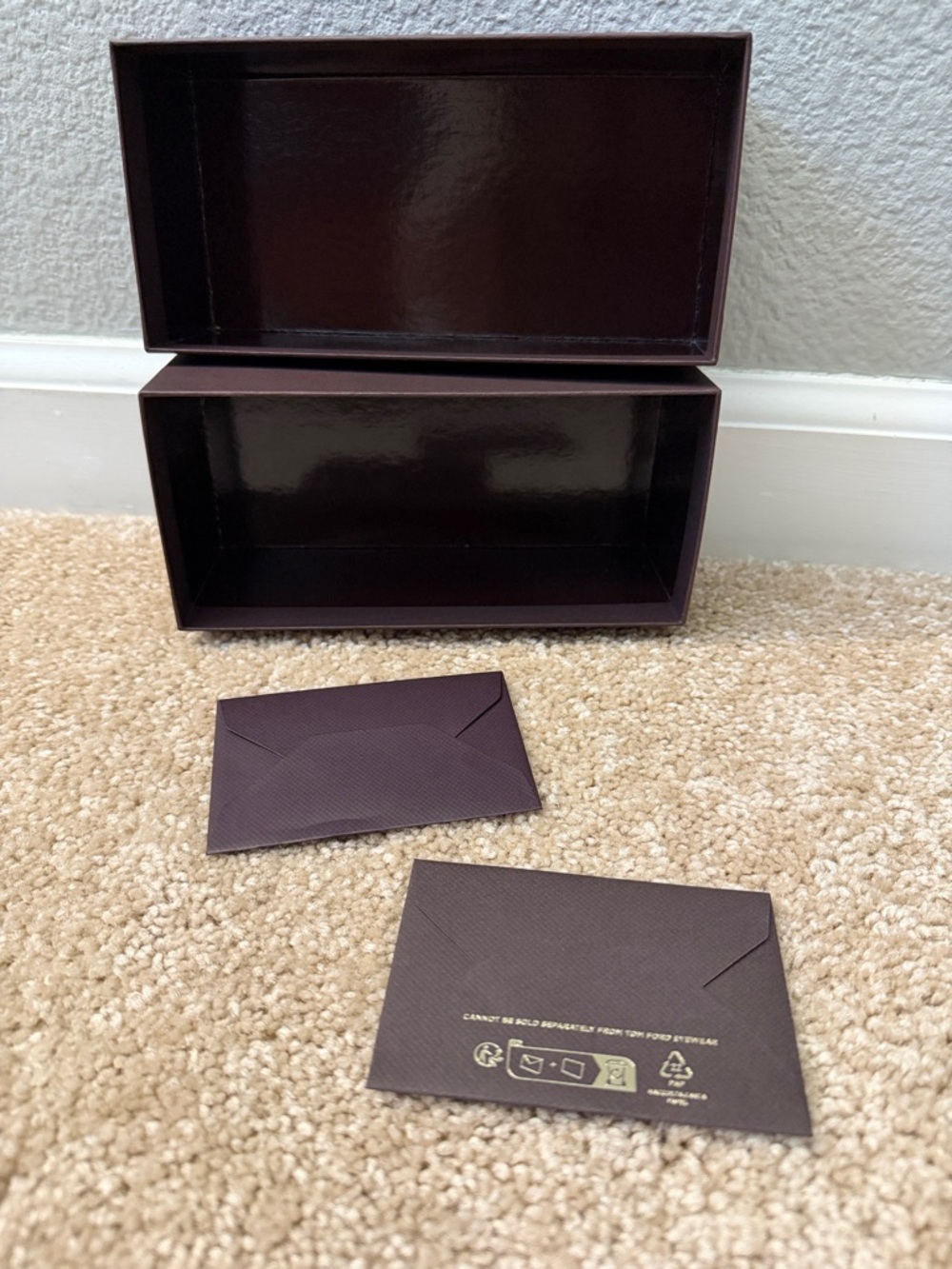 Tom Ford Brown Sunglasses Box and Polishing Cloth - Picture 2 of 2